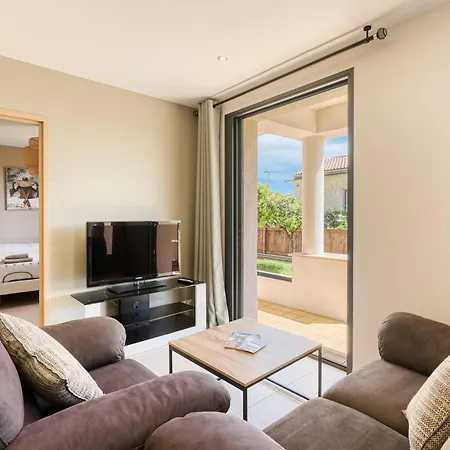 Moderne Climatise Pres Du Centre-ville - Fr-1-816-24 Apartment *