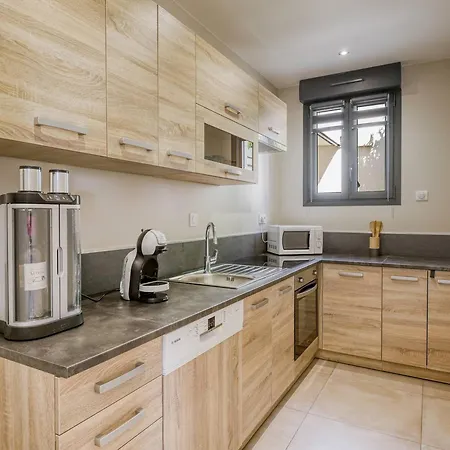 Moderne Climatise Pres Du Centre-ville - Fr-1-816-24 Apartment *
